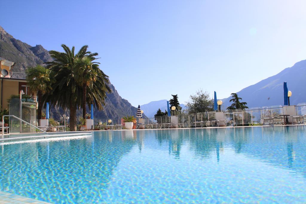 Hotel Riviera Panoramic Green Resort Limone sul Garda Luaran gambar